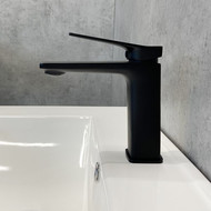 Смеситель для раковины Comforty FC071A-CMT, черный матовый, Цвет производителя: чёрный матовый фото 