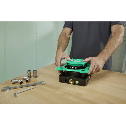 Скрытая часть для переключателя потоков Hansgrohe 01500180 - 2 Скрытая часть для переключателя потоков Hansgrohe 01500180 фото 2