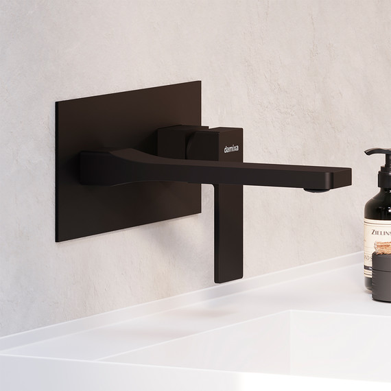 Смеситель для раковины со стены Damixa Gala 530260300 (со скрытой частью) чёрный, Цвет производителя: чёрный фото 3