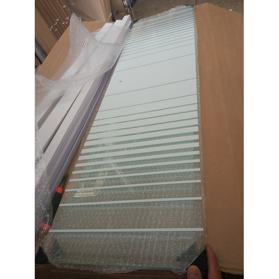 Шторка для ванны Triton Полосы 150, белый/узор фото 4