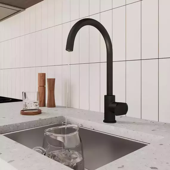 Смеситель для кухни Milardo Rora RORBLFJM05, чёрный матовый фото 2