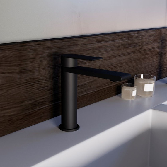 Смеситель для раковины Vincea Vogue (SS) VBF-2VS1MB, чёрный - 2 Смеситель для раковины Vincea Vogue (SS) VBF-2VS1MB, чёрный фото 2