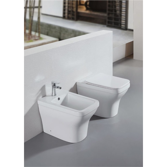 Унитаз приставной безободковый Aquatek Амадео AQ1964-00 с тонкой крышкой микролифт фото 3