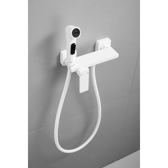 Набор для гигиенического душа Belz B55653-8, белый матовый -  Набор для гигиенического душа Belz B55653-8, белый матовый фото