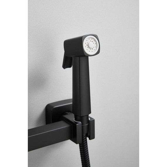 Набор для гигиенического душа Belz B55806-7, чёрный матовый -  Набор для гигиенического душа Belz B55806-7, чёрный матовый фото