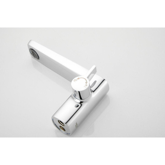 Смеситель для ванны Belz B66715 фото 3