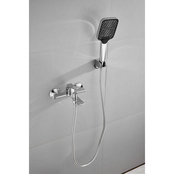 Смеситель для ванны Belz B60618 фото 3