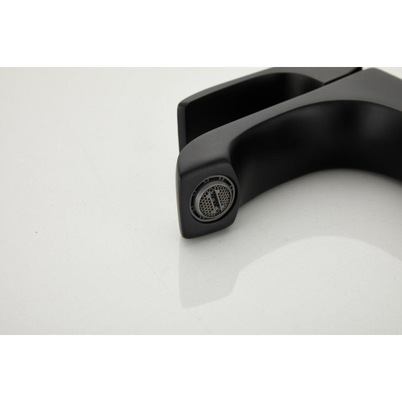 Смеситель для раковины Belz B10507-7, чёрный фото 20