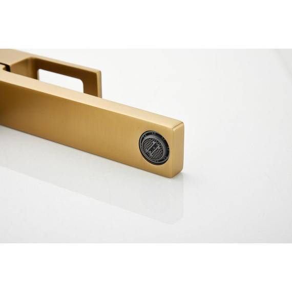 Смеситель для раковины высокий Belz B11658-5, золото фото 17