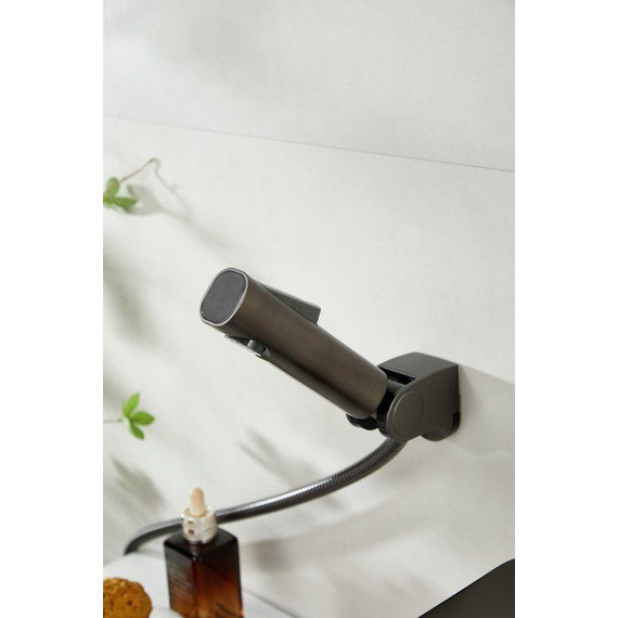 Смеситель для раковины с лейкой для биде Belz B12713-3, оружейная сталь фото 31