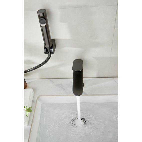 Смеситель для раковины с лейкой для биде Belz B12713-3, оружейная сталь фото 37