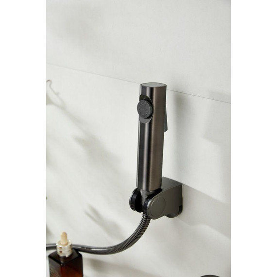 Смеситель для раковины с лейкой для биде Belz B12713-3, оружейная сталь фото 21