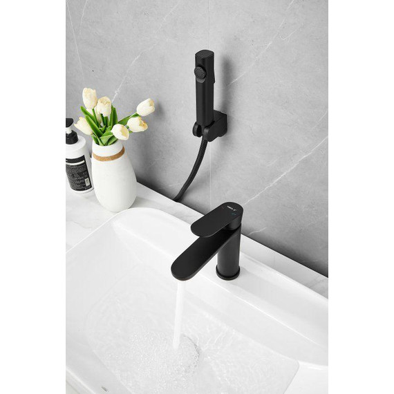 Смеситель для раковины с лейкой для биде Belz B12713-7, чёрный фото 29