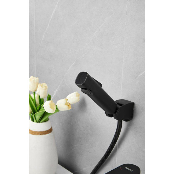 Смеситель для раковины с лейкой для биде Belz B12713-7, чёрный фото 13