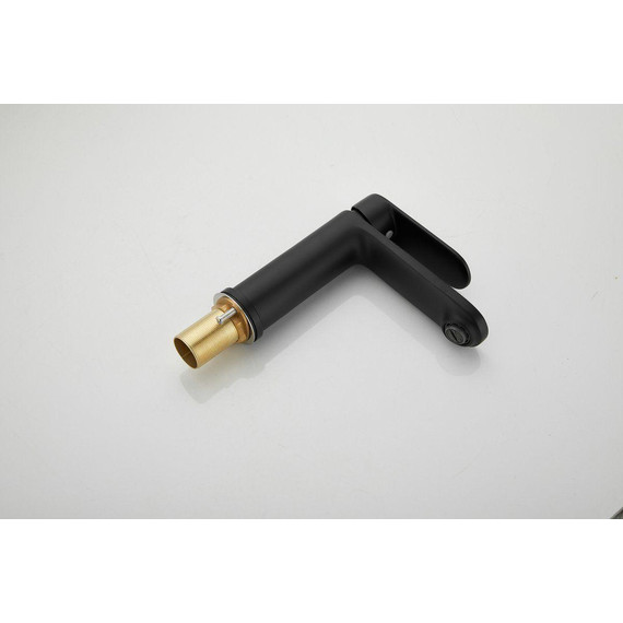 Смеситель для раковины с лейкой для биде Belz B12713-7, чёрный фото 41