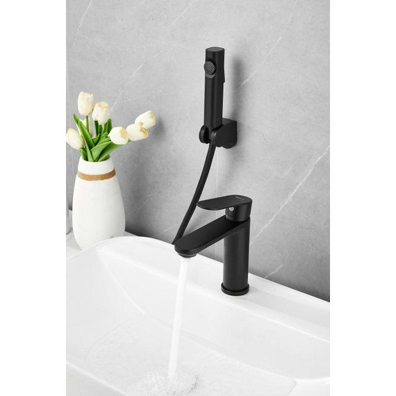 Смеситель для раковины с лейкой для биде Belz B12713-7, чёрный фото 16
