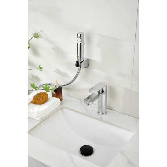 Смеситель для раковины с лейкой для биде Belz B12713 фото 2