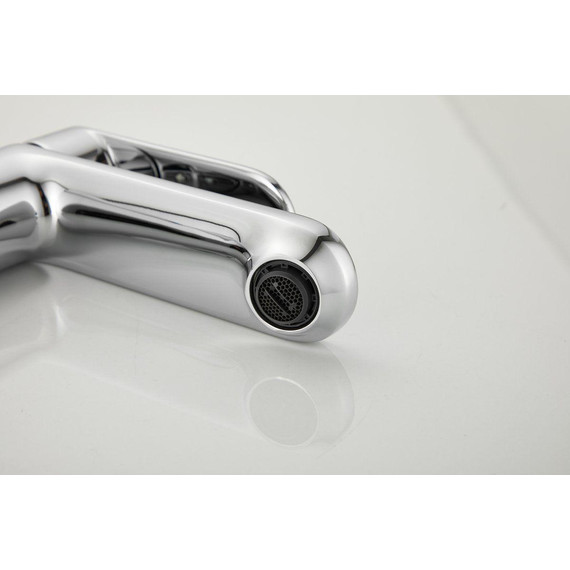 Смеситель для раковины с лейкой для биде Belz B12713 фото 32