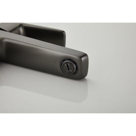 Смеситель для раковины Belz B10715-3, оружейная сталь фото 17