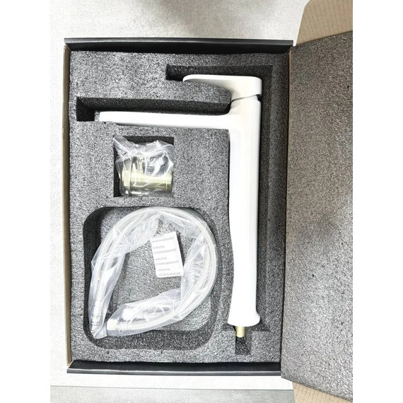 Смеситель для раковины высокий Belz B11713-8, белый фото 8