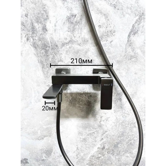 Смеситель для ванны Belz B60709-3, оружейная сталь фото 3