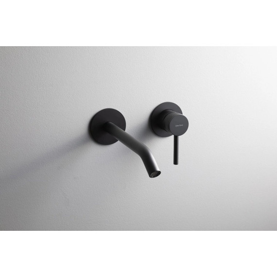 Смеситель для раковины настенный Allen Brau Priority 5.31A03-31 (со скрытой частью) чёрный матовый фото 9
