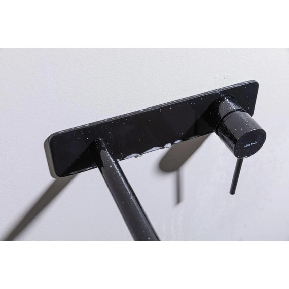 Смеситель для раковины настенный Allen Brau Glority 5.51004-31 (со скрытой частью) чёрный матовый фото 11