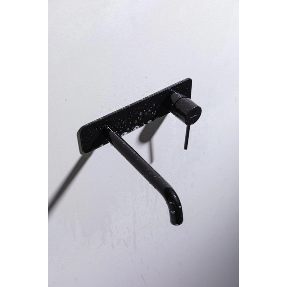 Смеситель для раковины настенный Allen Brau Glority 5.51004-31 (со скрытой частью) чёрный матовый фото 9