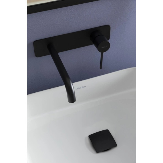 Смеситель для раковины настенный Allen Brau Glority 5.51004-31 (со скрытой частью) чёрный матовый фото 7