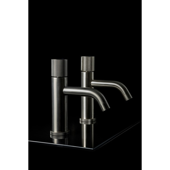 Смеситель для раковины Boheme Stick 121-GM.3, графит фото 3