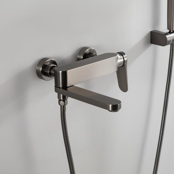 Смеситель для ванны с выдвижным изливом Gappo G10-9 G3210-9, оружейная сталь, Цвет производителя: оружейная сталь фото 4