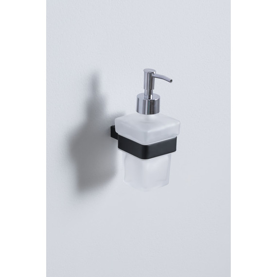 Дозатор для жидкого мыла Allen Brau Infinity 6.21006-31, цвет белый/чёрный матовый фото 2