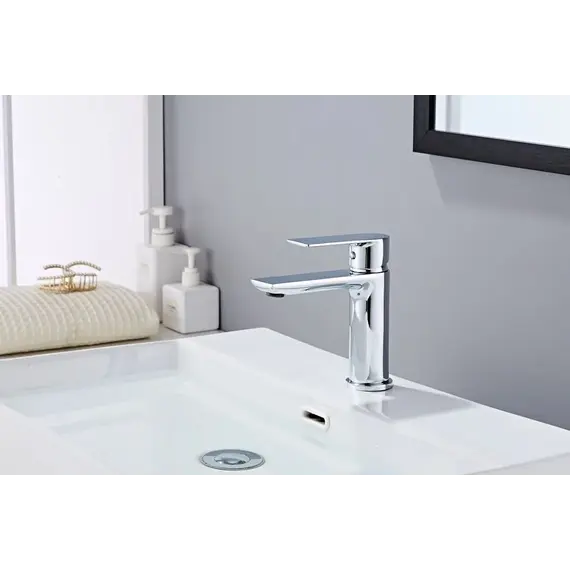 Душевой комплект Haiba: Душевая стойка HB24505 + смеситель для раковины HB10505, цвет хром фото 3