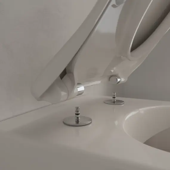 Унитаз подвесной безободковый Villeroy&Boch Subway 2.0 5614R0R3 (CeramicPlus) с крышкой микролифт, пергамон глянец фото 9
