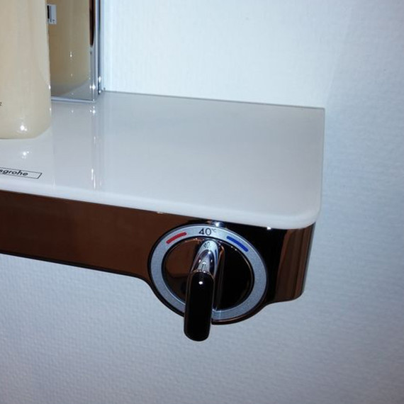 Смеситель для душа с термостатом Hansgrohe ShowerTablet Select 300 13171400, белый/хром фото 2