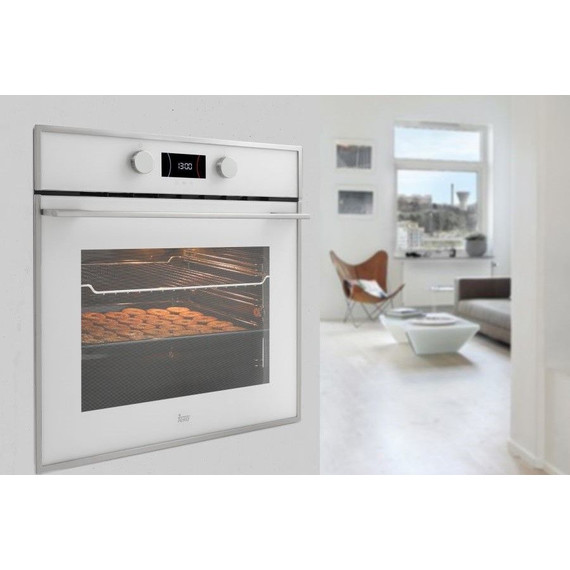 Электрический духовой шкаф Teka Maestro HLB 840 White 41560076 (белое стекло) фото 2