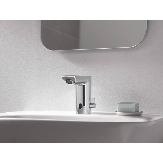Смеситель для раковины электронный Grohe Bau Cosmopolitan E 36451000 - 6 Смеситель для раковины электронный Grohe Bau Cosmopolitan E 36451000 фото 6