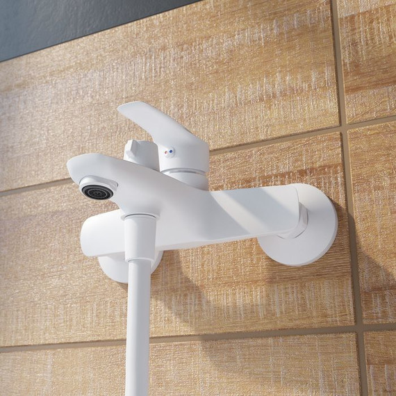 Смеситель для ванны Iddis Ray RAYWT02i02, белый матовый - 4 Смеситель для ванны Iddis Ray RAYWT02i02, белый матовый фото 4