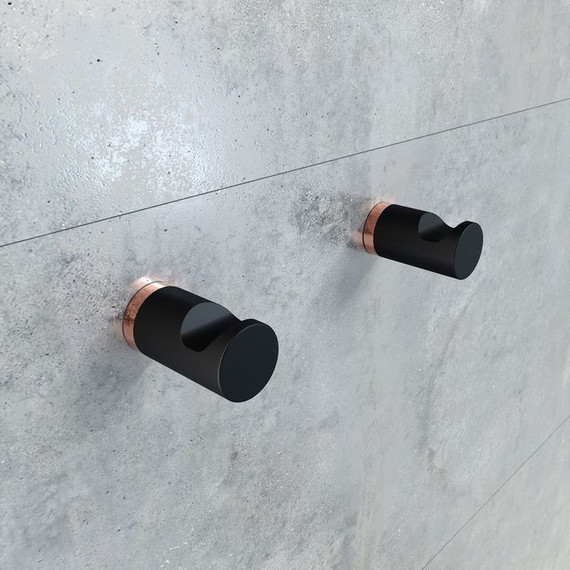 Двойной крючок Iddis Petite PET2SR1i41, цвет чёрный матовый - 2 Двойной крючок Iddis Petite PET2SR1i41, цвет чёрный матовый фото 2