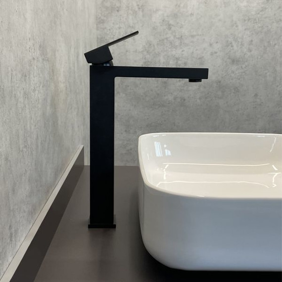 Смеситель для раковины высокий Comforty FC045B-CMT, черный матовый фото 2