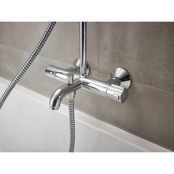 Душевая стойка с термостатом Hansgrohe Vernis Blend Showerpipe 200 1jet 26274000 - 3 Душевая стойка с термостатом Hansgrohe Vernis Blend Showerpipe 200 1jet 26274000 фото 3