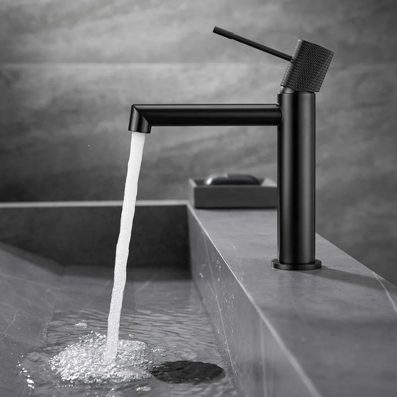 Смеситель для раковины Vincea Desire VBF-1D1MB, черный матовый фото 3