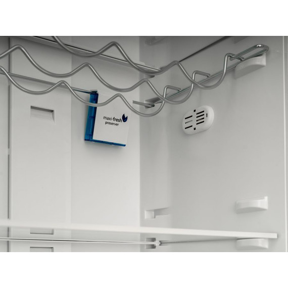 Встраиваемый холодильник Schaub Lorenz SL SE311WE - 14 Встраиваемый холодильник Schaub Lorenz SL SE311WE фото 14