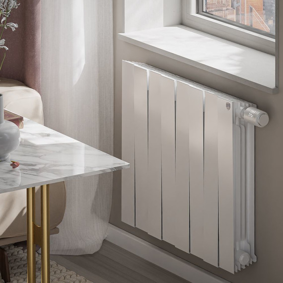 Радиатор Royal Thermo PianoForte 500 Bianco Traffico VDR80 640х590 мм (8 секций) фото 4