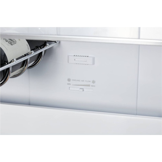 Двухкамерный холодильник Korting KNFC 62370 GB (бежевое стекло) фото 9