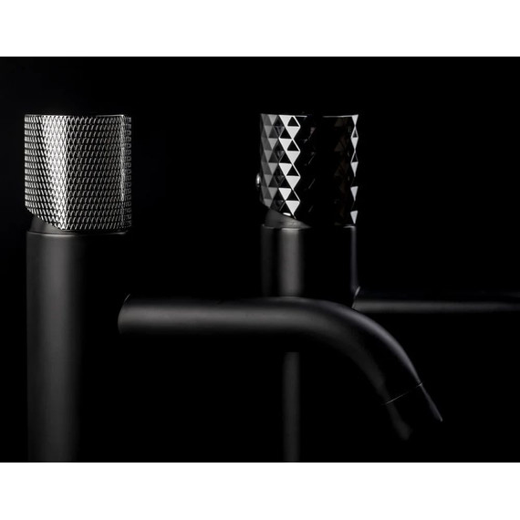 Смеситель для раковины Boheme Stick 121-BCR.2, black chrome, Цвет производителя: black chrome фото 4