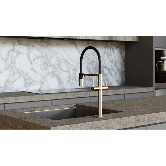 Смеситель для кухни Boheme Uno 115-MG, чёрный/золото, Цвет производителя: чёрный, золото матовое фото 2